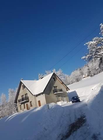 Homestay Na Zakrecie *
